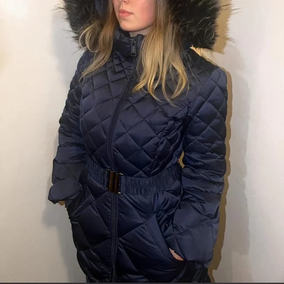 GUESS Real Down Belted Puffer Jacket ❄️✨ (Retail $250+) - Picture 2 of 7